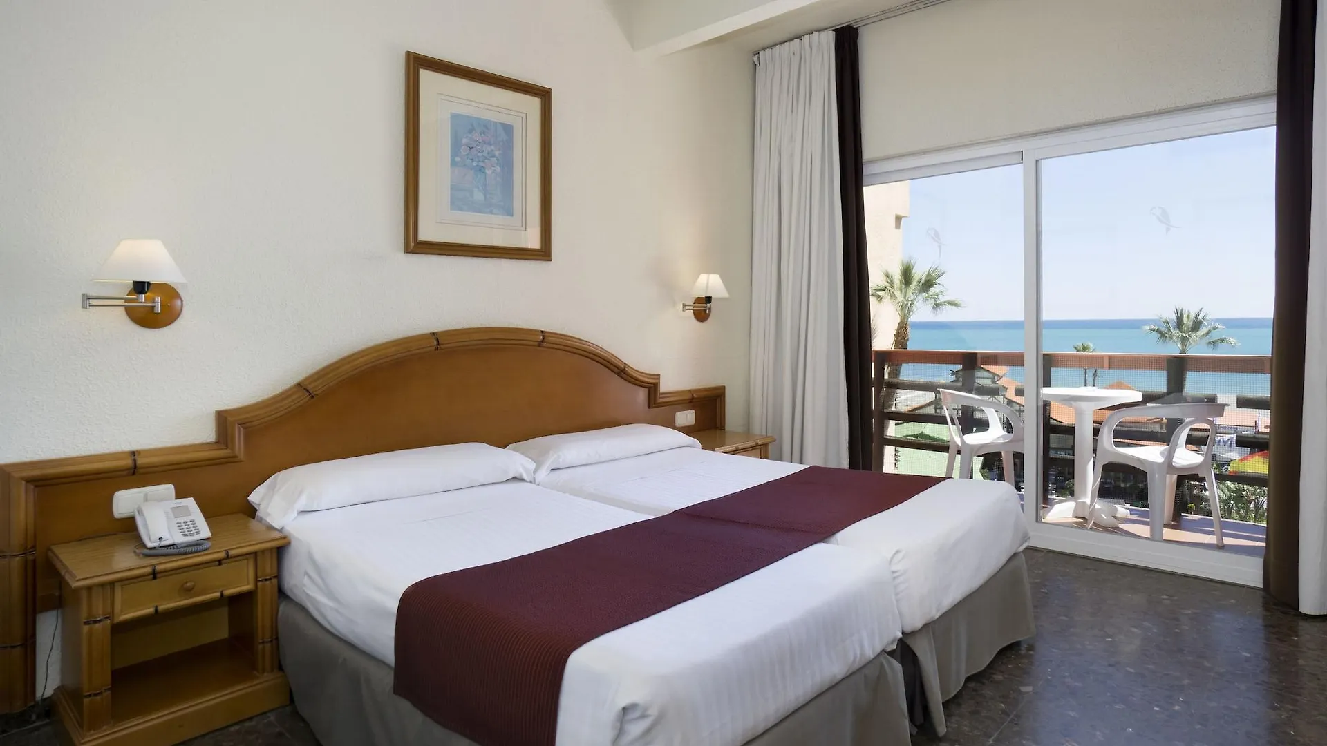 Hotel Ms Tropicana Torremolinos 4*,